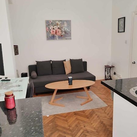 One Bedroom Apartment By Bayswater, Hyde Park London Exterior photo